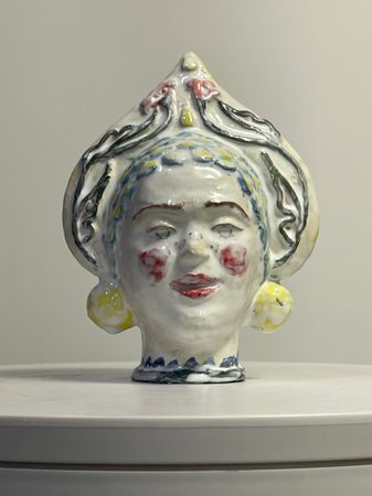 Екатерина Батаева (Скульптура - 
                  14 x 15 см) Несмеяна