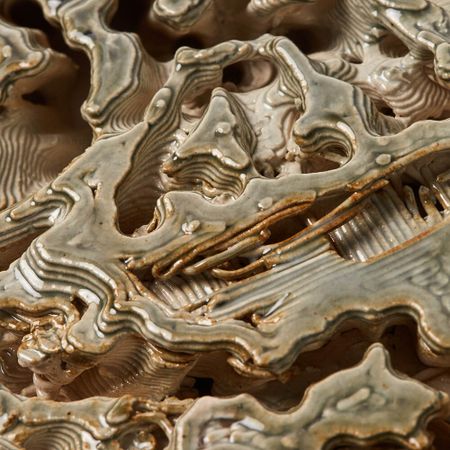 Данил Карамушкин (Скульптура - 
                  27 x 27 см) Anthill cut 02