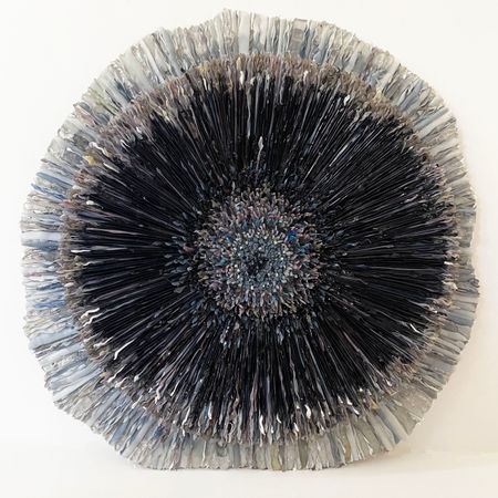 Елена Кириллова (Объект - 
                  60 x 60 см) Затмение