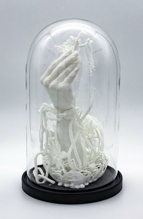 Андрей Шкарин (Скульптура - 
                  17 x 27 см) Из серии “Мой сад”