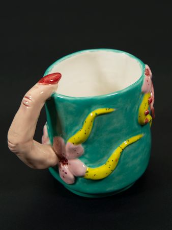 Виктория Романович (Скульптура - 
                  7 x 8 см) WE ARE ALL MAD HERE SERIES: CUP