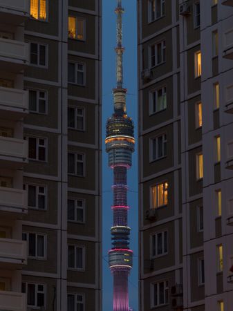 Кир Симаков (Фотография - 
                  40 x 50 см) В тисках