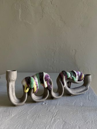 Елизавета Букина (Скульптура - 
                  30 x 11 см) Подсвечник "Love"