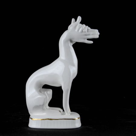 Артемий Максимау (Скульптура - 
                  5 x 20 см) Пёс-П