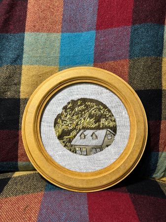 Елизавета Тарасова (Вышивка - 
                  26 x 26 см) Без названия