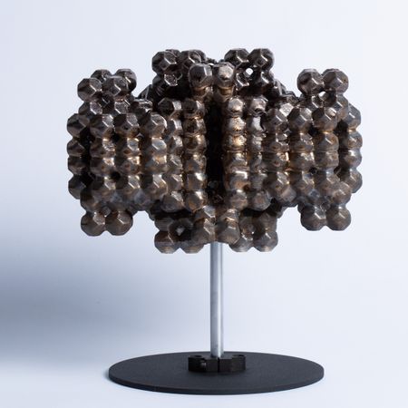 Данил Карамушкин (Скульптура - 
                  20 x 25 см) Серия Crystals: Gleam