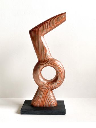 Роман Рыбянец (Скульптура - 
                  17 x 38 см) Простая фигура №5