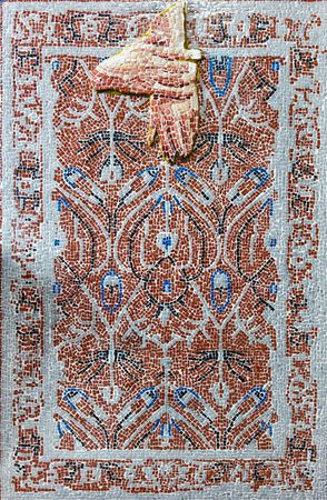 Лилия Валиуллина (Объект - 
                  80 x 120 см) Ручной труд