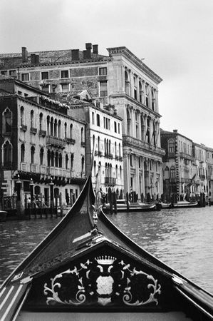 Lizabet Grace (Фотография - 
                  42 x 59 см) Venice Góndola | Венеция Гондола