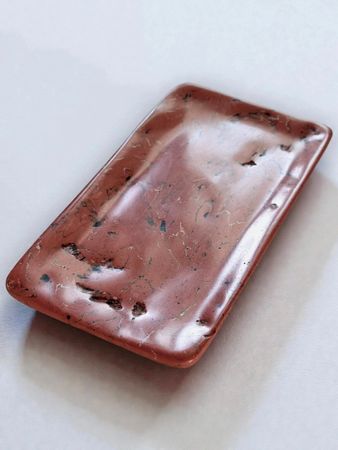 Анастасия Смольнякова (Объект - 
                  12 x 22.5 см) Каменный поднос "Red Earth"
