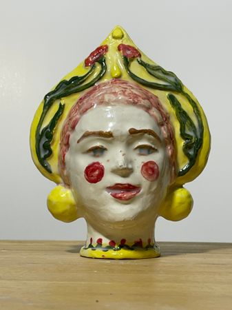 Екатерина Батаева (Скульптура - 
                  14 x 15 см) Несмеяна