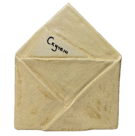 Вера Спасибкина (Скульптура - 
                  11 x 13.5 см) Скучаю