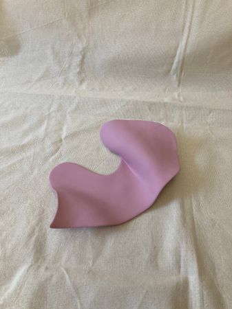 Юлия Бариева (Скульптура - 
                  16 x 27 см) Подставка под украшения "Сердце"