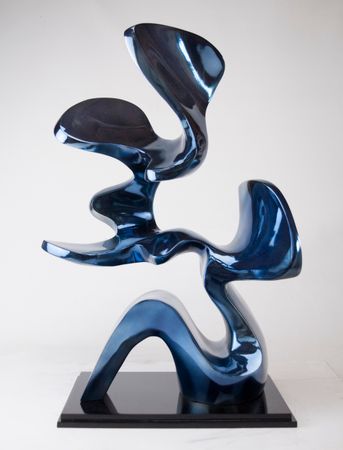 Сергей Борисов (Скульптура - 
                  44 x 66 см) Шелк