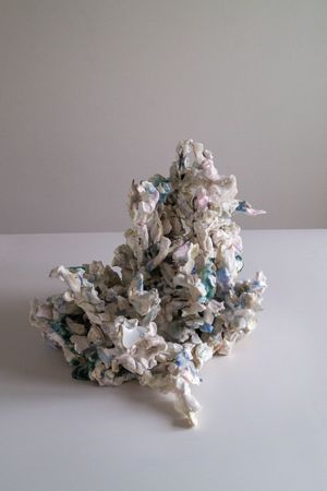 Майя Харитонова (Скульптура - 
                  28 x 29 см) ОБЛОМКИ СНОВ  |  ОБЪЕКТ № 10