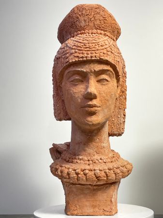 Екатерина Батаева (Ваза - 
                  23 x 51 см) Молодая Княжна