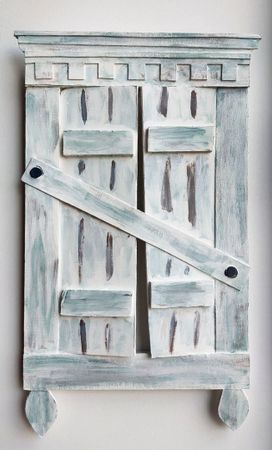 Валерия Финина (Коллаж / ассамбляж - 
                  22 x 36 см) Закрыто до востребования