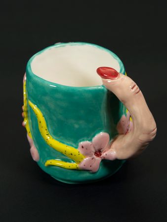 Виктория Романович (Скульптура - 
                  7 x 8 см) WE ARE ALL MAD HERE SERIES: CUP