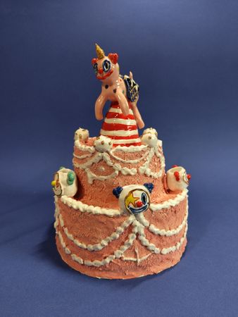 Виктория Романович (Скульптура - 
                  20 x 30 см) Праздник каждый день