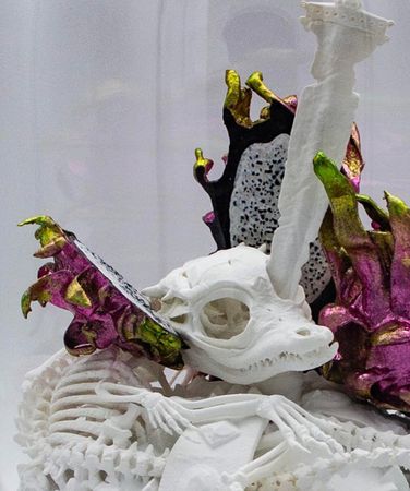 Андрей Шкарин (Скульптура - 
                  20 x 30 см) Из серии "Vanitas"