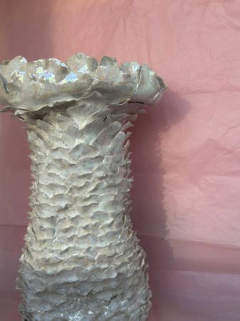 Динара Амирова (Ваза - 
                  30 x 45 см) Объект № 1. Корявка Чешуйчатая