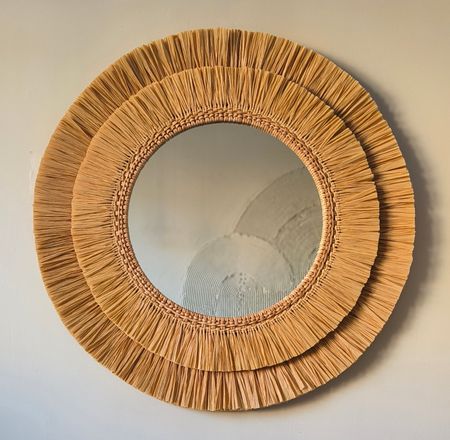 Валерия Корельская (Объект - 
                  87 x 87 см) Зеркало "Солнце"