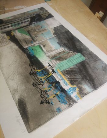 Евгения Крутова (Графика печатная - 
                  48 x 30.5 см) Тучи ходят