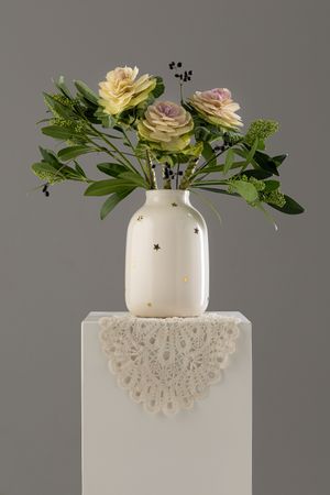 Татьяна Бредихина (Скульптура - 
                  15 x 23 см) Ваза "Трехлитровая". Звезды