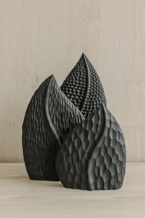 Дмитрий Гладкий (Скульптура - 
                  18 x 36 см) Скульптура "Листики"