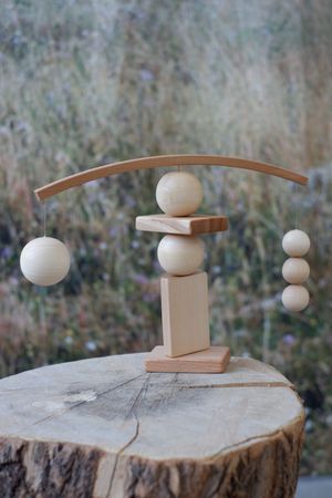 Kinetic Levi (Объект - 
                  30 x 23 см) Настольный интерьерный мобиль "Soup"