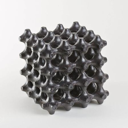 Данил Карамушкин (Скульптура - 
                  25 x 25 см) Module 04 excavated