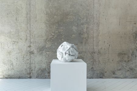 Натали Кокошкина (Скульптура - 
                  30 x 30 см) Внутренний мир