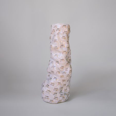Ольга Симонова (Скульптура - 
                  8 x 29 см) Peace