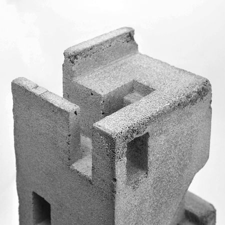 Кирилл Филатов (Скульптура - 
                  9.5 x 25.5 см) Маяк у высохшего моря\а lighthouse by a dried out sea\le guet 71