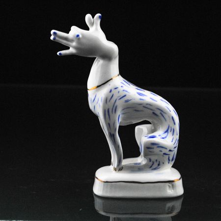 Артемий Максимау (Скульптура - 
                  5 x 20 см) Пёс-П